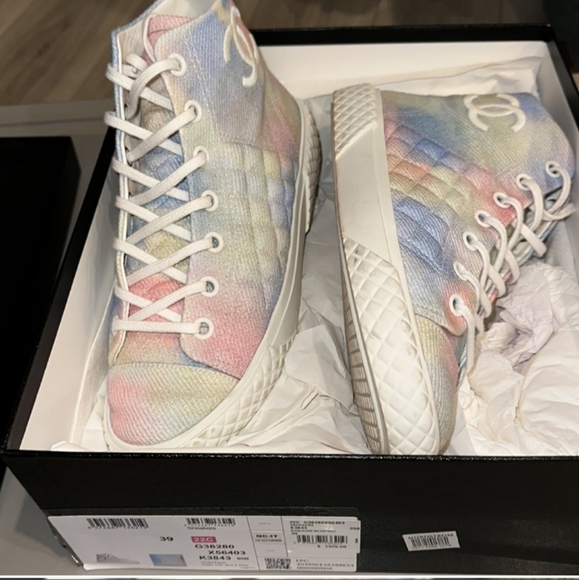 No Offers Please Host Pick 7/14 💕Authentic CHANEL Hightops - Picture 4 of 7